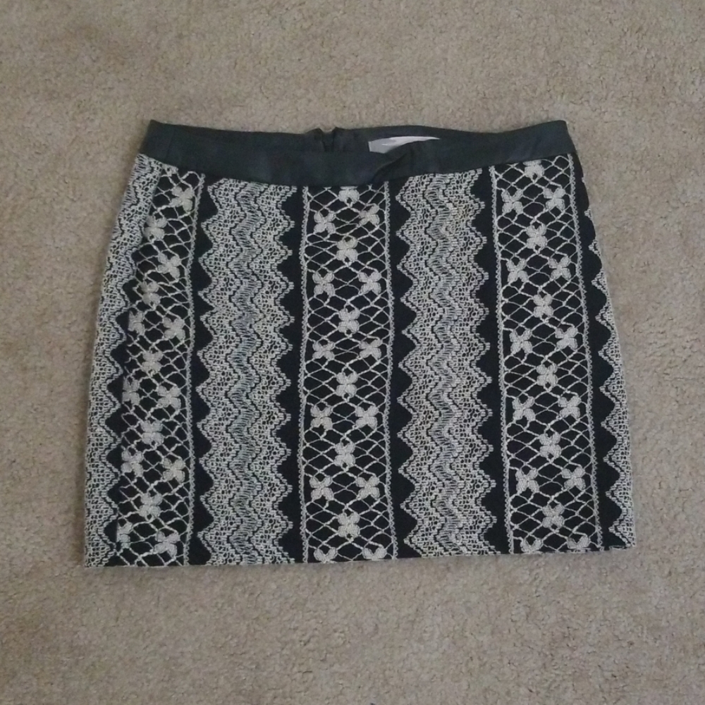 Forever 21 Lace Pleather Trim Mini Skirt- Size S